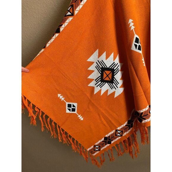 Lucchese Lightweight Alpaca Cape Peruvian Poncho Taos Collegiate Orange One Size - Picture 4 of 7